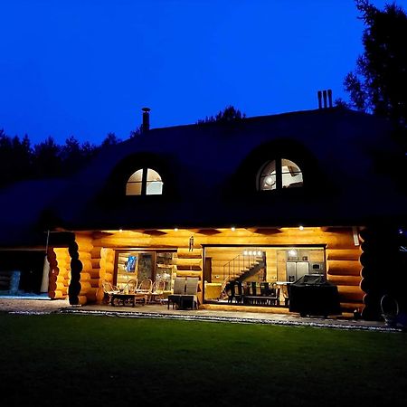 Saski Zakatek, Wakacje W Bajkowym Domku!!! Mazury, Sauna, Jezioro, Pomost, Sasek Maly Exterior photo